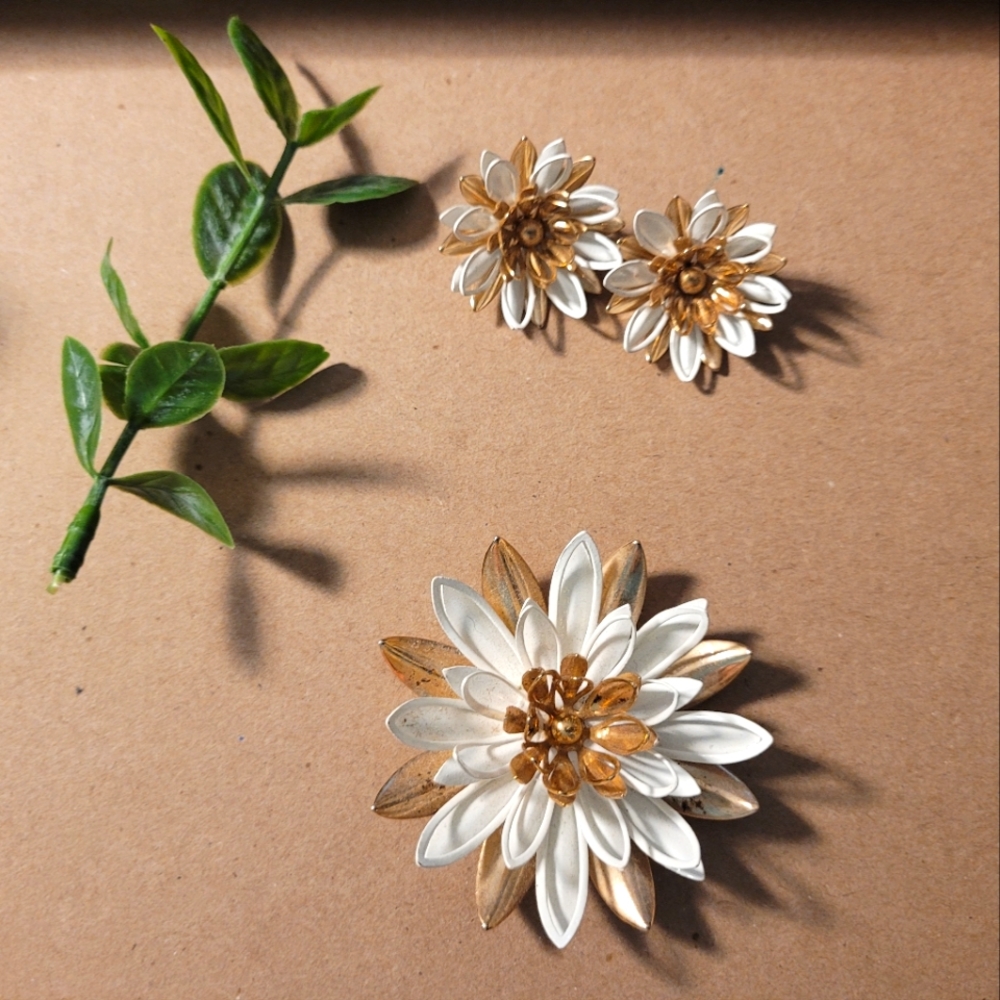 Vintage Lotus Flower jewelry set